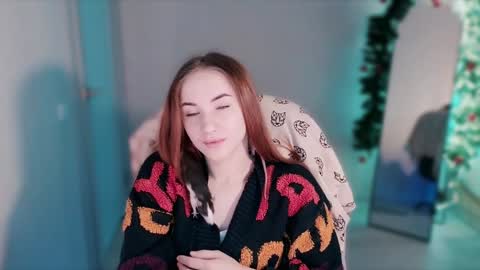 Snapshot of little_pretty_woman chatting on 18, 12, 2024 little_pretty_woman online show from 18, 12, 2024