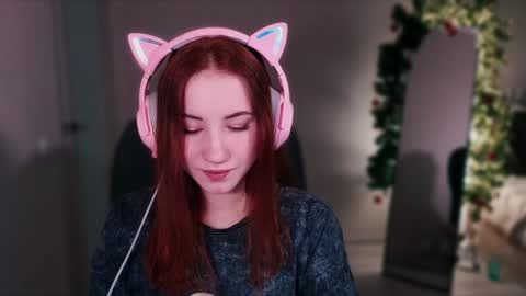 Snapshot of little_pretty_woman chatting on 29, 12, 2024 little_pretty_woman online show from 29, 12, 2024