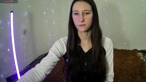 Snapshot of littleahwitch chatting on 5, 3, 2025 LittleAhWitch online show from 5, 3, 2025
