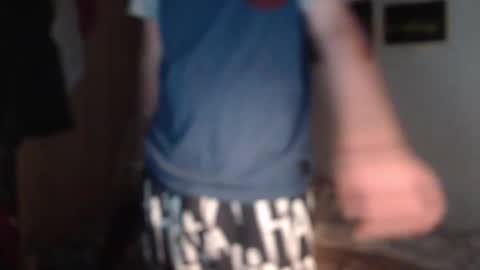 littlealien7 online show from 23, 1, 2025