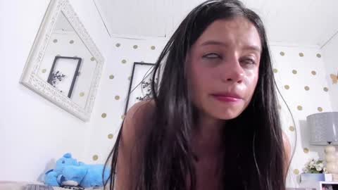 Snapshot of littlearii chatting on 18, 1, 2025 Ari online show from 18, 1, 2025