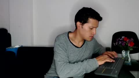 Manu online show from 2, 12, 2024