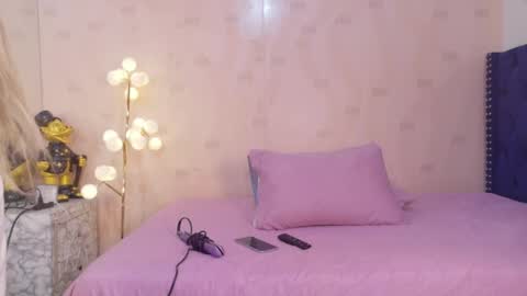 Tania  online show from 22, 4, 2026