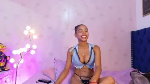 Snapshot of littleebonymommy chatting on 2, 5, 2026 Tania online show from 2, 5, 2026