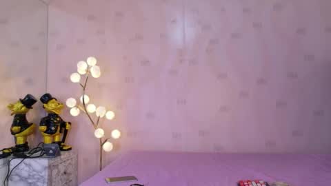 Snapshot of littleebonymommy chatting on 14, 5, 2026 Tania online show from 14, 5, 2026