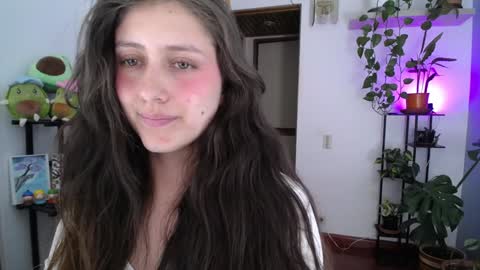 Snapshot of littlelaksmi chatting on 18, 12, 2024 Laksmi online show from 18, 12, 2024