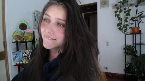 Snapshot of littlelaksmi chatting on 20, 12, 2024 Laksmi online show from 20, 12, 2024
