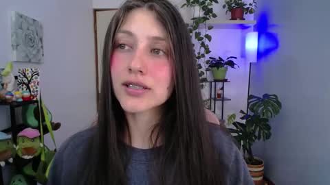 Snapshot of littlelaksmi chatting on 18, 9, 2025 Laksmi online show from 18, 9, 2025