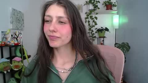 Snapshot of littlelaksmi chatting on 19, 9, 2025 Laksmi online show from 19, 9, 2025