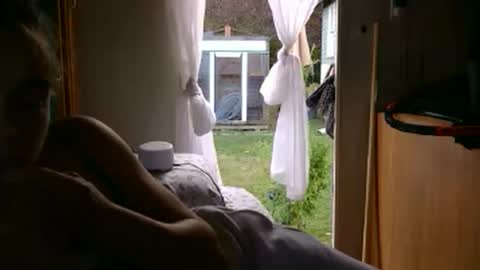 Snapshot of littleleo96 chatting on 2, 10, 2025 littleleo96 online show from 2, 10, 2025