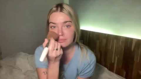Snapshot of littlemaryjane19 chatting on 19, 4, 2026 Marciabrady online show from 19, 4, 2026