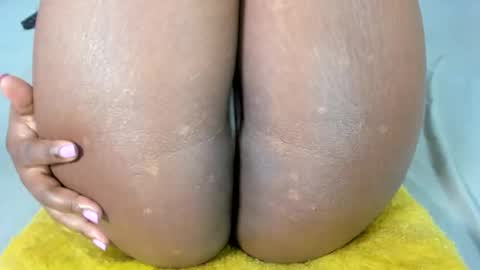Snapshot of littlemissdirty1 chatting on 11, 9, 2025 senga online show from 11, 9, 2025