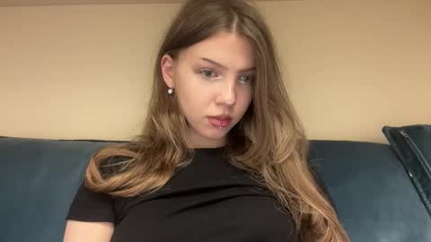 littleprincess3000 online show from 8, 4, 2026