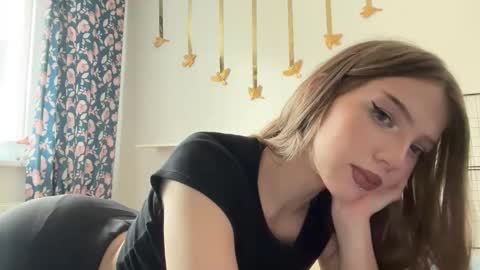 littleprincess3000 online show from 24, 4, 2026