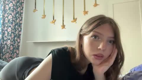 littleprincess3000 online show from 25, 4, 2026