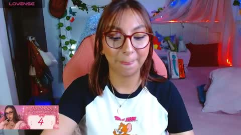 Snapshot of littlerouse_ chatting on 9, 7, 2026 Ruby Rouse online show from 9, 7, 2026