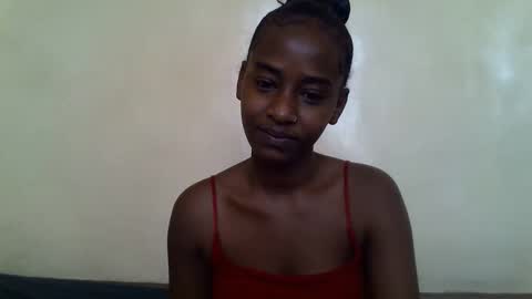 Snapshot of littlesandie chatting on 7, 10, 2025 littlesandie online show from 7, 10, 2025