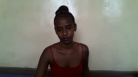 Snapshot of littlesandie chatting on 21, 10, 2025 littlesandie online show from 21, 10, 2025