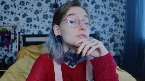 Niki  free tg channel with some photos gifs and info about streams  online show from 1, 10, 2025