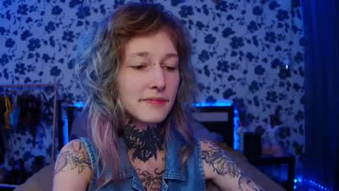 Niki  free tg channel with some photos gifs and info about streams  online show from 8, 10, 2025