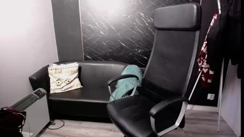 Viki online show from 10, 2, 2025