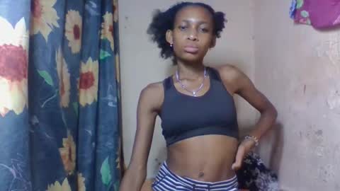 Snapshot of littleyanah chatting on 3, 2, 2026 yanah online show from 3, 2, 2026