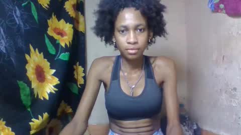 Snapshot of littleyanah chatting on 6, 2, 2026 yanah online show from 6, 2, 2026