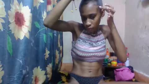 Snapshot of littleyanah chatting on 25, 2, 2026 yanah online show from 25, 2, 2026