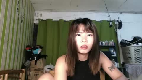 Snapshot of littleyazz_ chatting on 22, 12, 2024 littleyazz_ online show from 22, 12, 2024