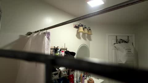 Nina online show from 4, 10, 2025