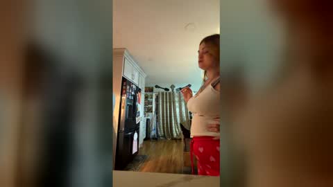 Snapshot of littytothetitty chatting on 23, 5, 2026 Nina online show from 23, 5, 2026