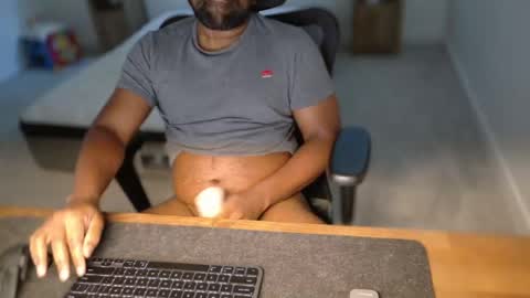 Snapshot of livetribber chatting on 6, 7, 2026 livetribber online show from 6, 7, 2026