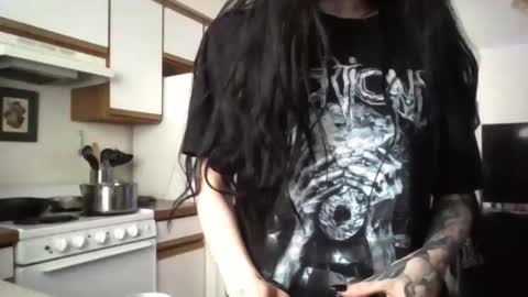 Liv Mirage online show from 4, 3, 2026