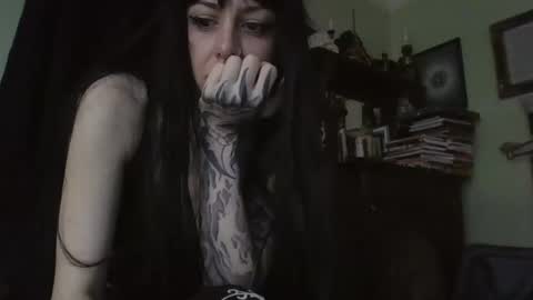 Liv Mirage online show from 19, 4, 2026