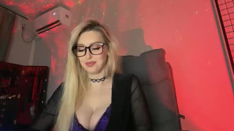 Snapshot of liya_ray chatting on 5, 2, 2026 Liya Ray online show from 5, 2, 2026