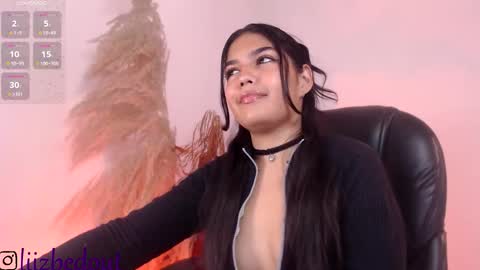 lizbedoutx online show from 19, 10, 2025