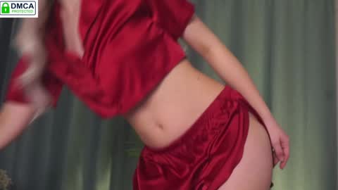 Snapshot of lizbethcoll chatting on 11, 1, 2025 Sunnheart online show from 11, 1, 2025