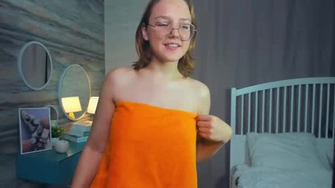 Snapshot of lizbethhaith chatting on 14, 12, 2024 Lizbeth or Lizzy online show from 14, 12, 2024