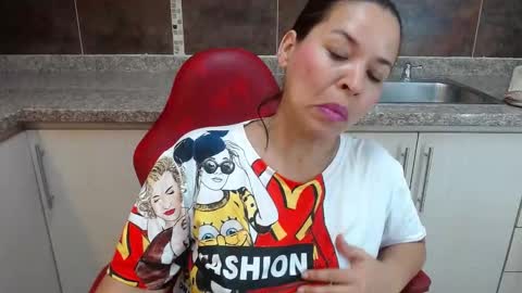 L I Z  E T H   online show from 11, 11, 2025