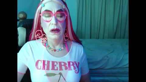 Lizi Chery Strawbery online show from 20, 4, 2026