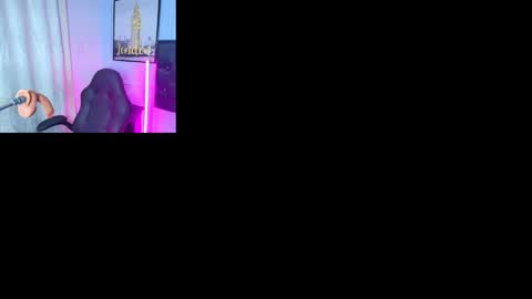 Snapshot of lizz_tender chatting on 7, 1, 2025 Lizz online show from 7, 1, 2025