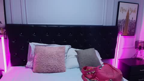 Snapshot of lizz_tender chatting on 23, 1, 2025 Lizz online show from 23, 1, 2025