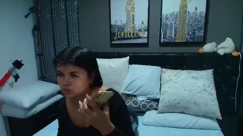 Snapshot of lizz_tender chatting on 24, 9, 2025 Lizz online show from 24, 9, 2025