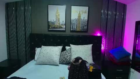 Snapshot of lizz_tender chatting on 4, 10, 2025 Lizz online show from 4, 10, 2025