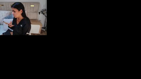 Snapshot of lizz_tender chatting on 4, 11, 2025 Lizz online show from 4, 11, 2025