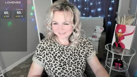 Snapshot of lizzi_789 chatting on 10, 5, 2026 Lizzy online show from 10, 5, 2026