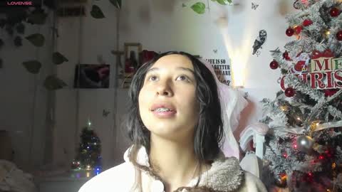 Snapshot of lizzy_kawuaii chatting on 9, 12, 2024 lizzy online show from 9, 12, 2024