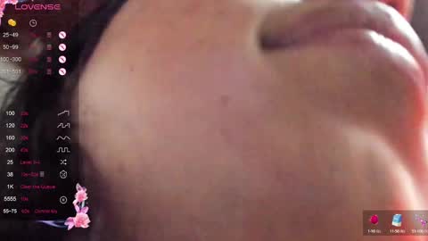 Snapshot of lizzy_kawuaii chatting on 7, 3, 2025 lizzy online show from 7, 3, 2025