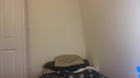 Snapshot of lizzyylovesick chatting on 2, 10, 2025 lizzybunny online show from 2, 10, 2025