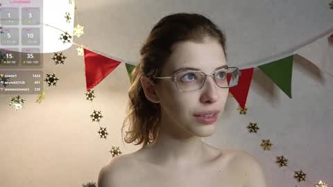 Snapshot of llesslie chatting on 22, 12, 2024 Lesly online show from 22, 12, 2024